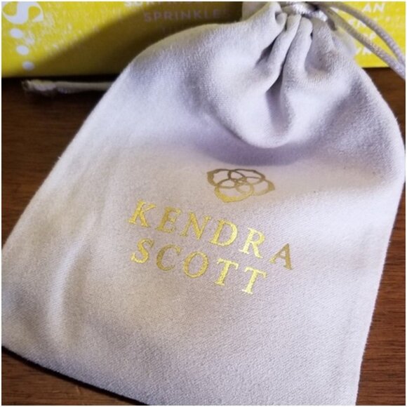 Kendra Scott - Mini "Abbie" Gold Satellite Short Pendant Necklace - NWT - Picture 10 of 11